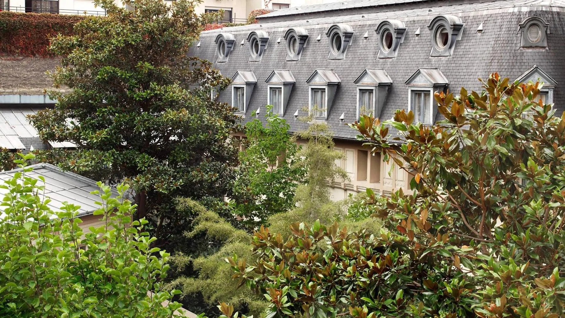 Hotel Renaissance Nobel Tour Eiffel Parigi