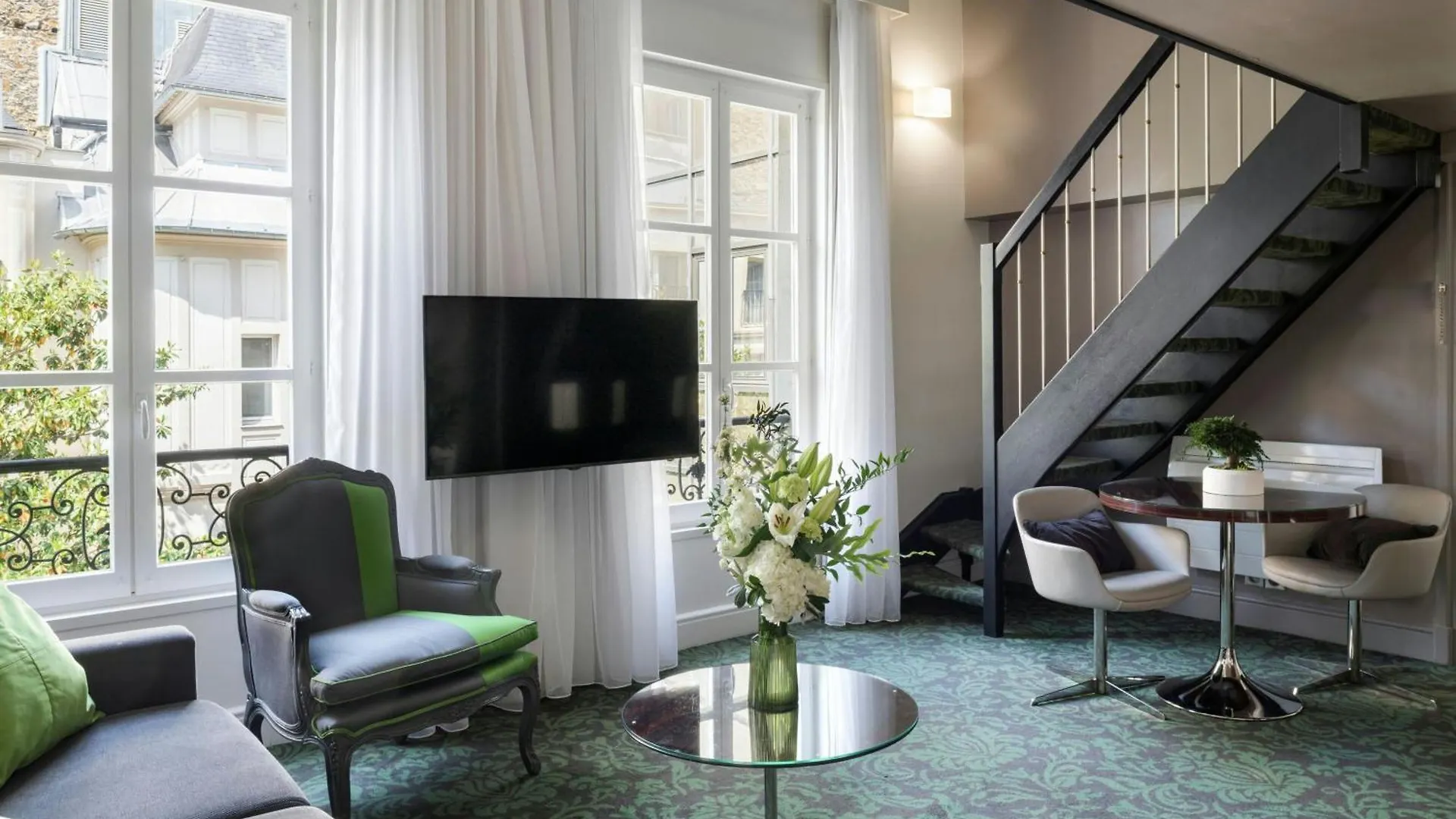 Hotel Renaissance Nobel Tour Eiffel Paris